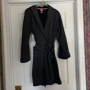 Hooded fleece robe